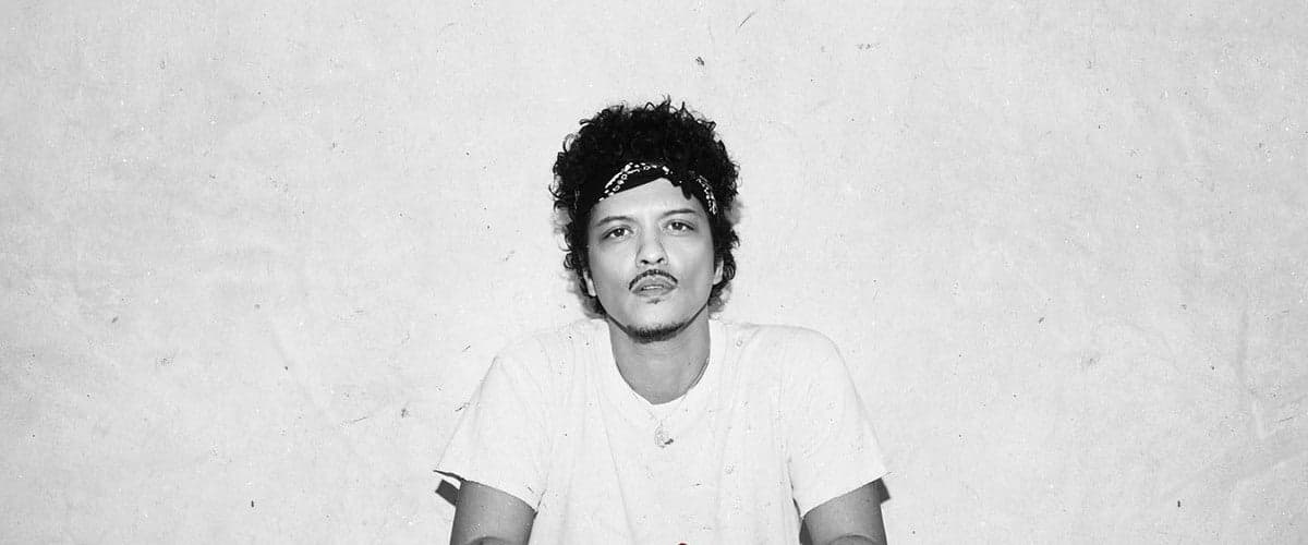 Bruno Mars with Leon Thomas and DJ Pee .Wee